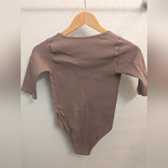 Zara Mauve Long Sleeve Bodysuit - Picture 2 of 2